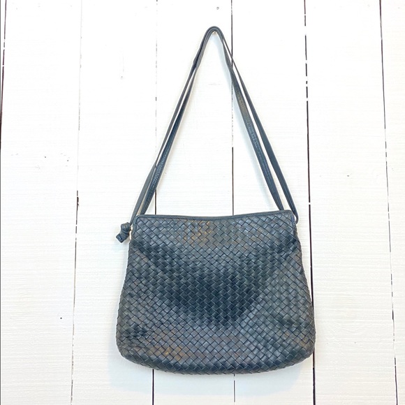 Bottega Veneta Handbags - Bottega Veneta Vintage woven leather